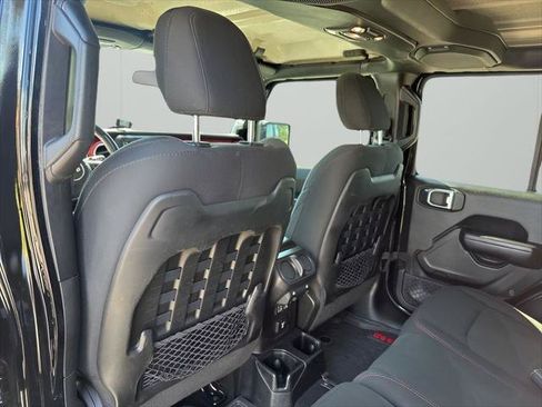 Certified 2020 Jeep Wrangler Unlimited Rubicon AWD/4WD image 18