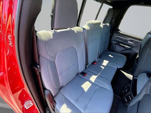 Used 2022 RAM 1500 Big Horn AWD/4WD image 26