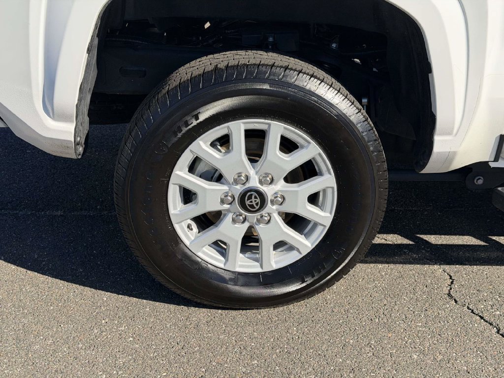 Used 2026 Toyota Tacoma SR5 RWD image 11