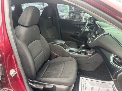 Used 2016 Chevrolet Malibu LT image 13