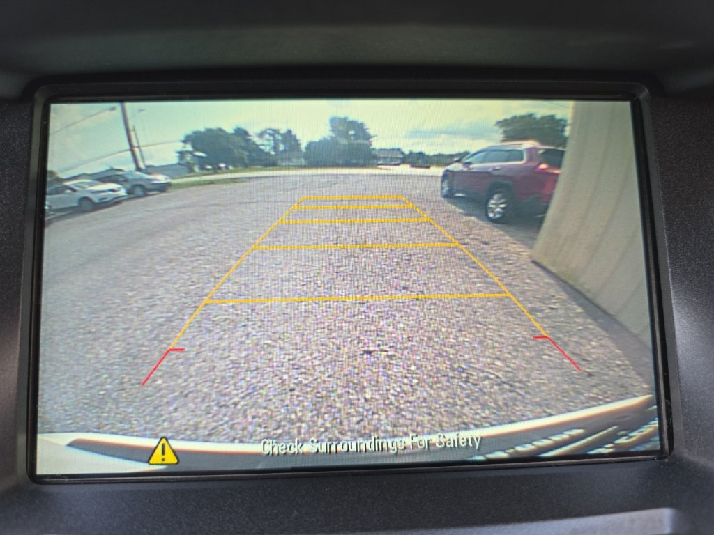 Used 2016 GMC Terrain SLE FWD image 26