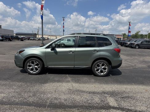 Used 2018 Subaru Forester 2.5i Touring w/ Popular Package #2 AWD/4WD image 7