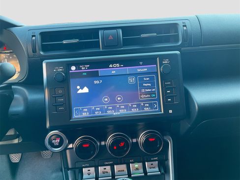 Used 2022 Toyota GR86 image 14