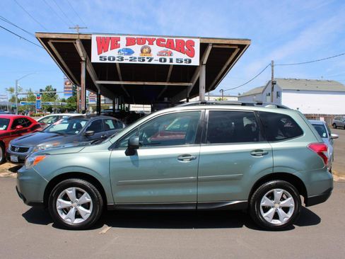 Used 2016 Subaru Forester 2.5i Premium AWD/4WD image 3