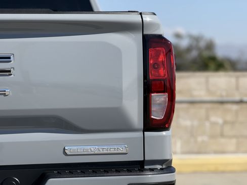 Used 2024 GMC Sierra 1500 Elevation w/ LPO, Elevation Black Package image 12