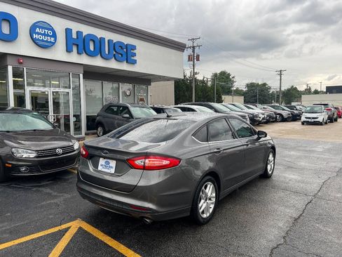 Used 2014 Ford Fusion SE FWD image 10