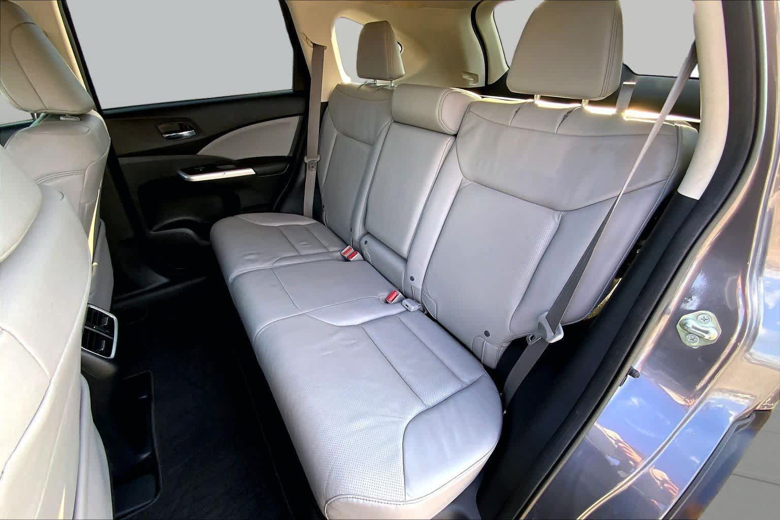 Used 2016 Honda CR-V Touring image 19