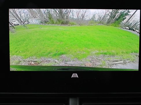 Used 2025 Chevrolet Trax RS w/ Sunroof Package image 37