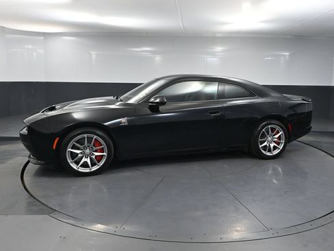 Used 2024 Dodge Charger Daytona Scat Pack w/ Plus Group AWD/4WD image 12