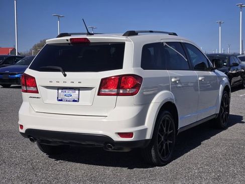 Used 2017 Dodge Journey SXT w/ Premium Group image 7