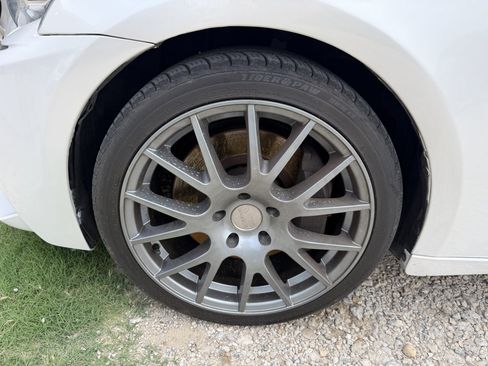 Used 2016 Lexus IS 350 w/ Premium Package RWD image 40