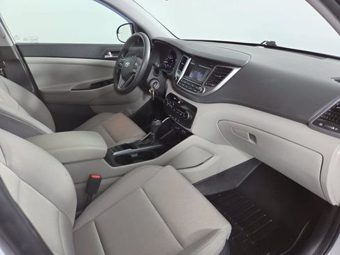 Used 2018 Hyundai Tucson SE AWD/4WD image 31