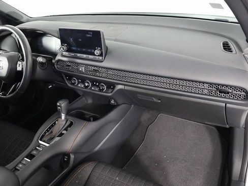 Used 2024 Honda HR-V Sport image 9
