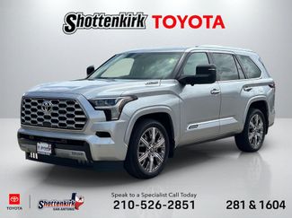 Used 2025 Toyota Sequoia Capstone AWD/4WD video 1