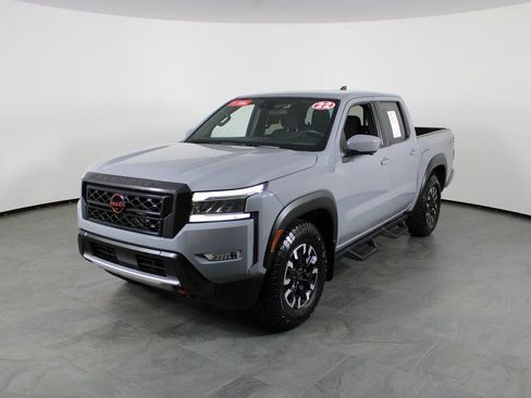 Certified 2022 Nissan Frontier Pro-X image 2