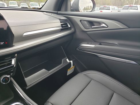 New 2026 Chevrolet Traverse LT w/ Midnight/Sport Edition image 25