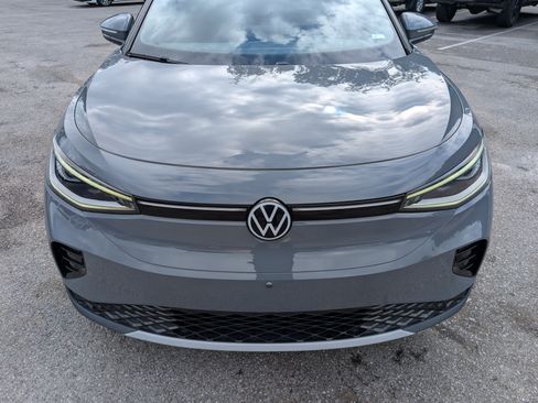Used 2023 Volkswagen ID.4 Pro S Plus RWD image 12