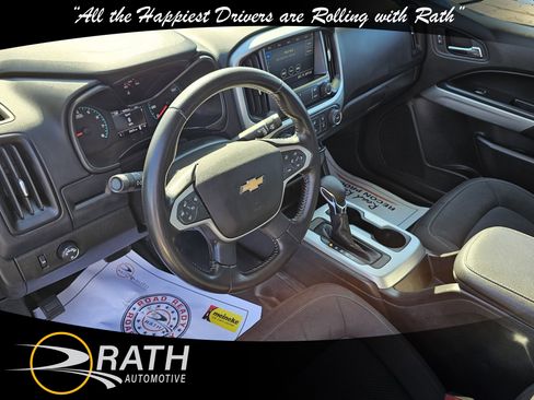 Used 2022 Chevrolet Colorado LT w/ Fleet Safety Package image 11
