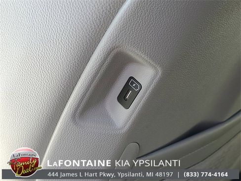 Certified 2025 Kia Sorento SX Prestige image 41