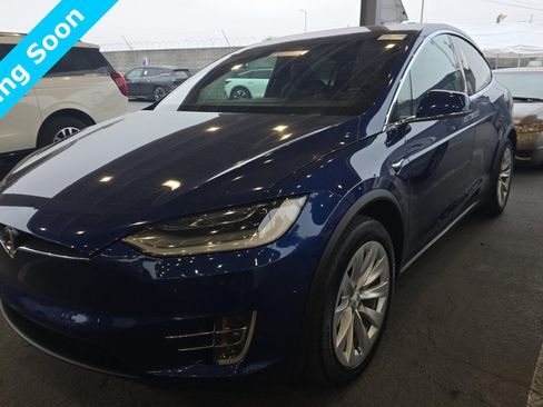 Used 2021 Tesla Model X Long Range image 3