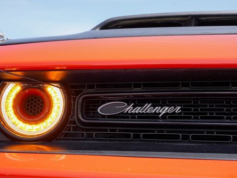 Used 2020 Dodge Challenger R/T Scat Pack w/ Dynamics Package image 15