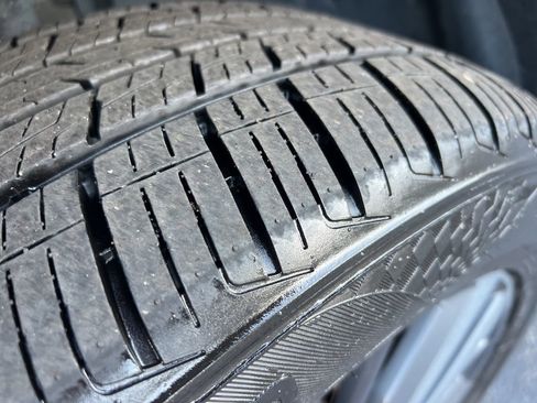 Used 2022 Nissan Pathfinder Platinum w/ Cargo Package image 9