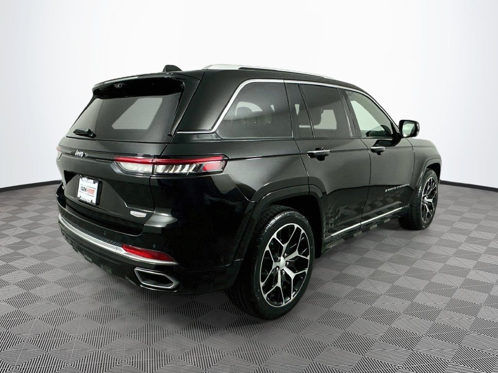 Certified 2023 Jeep Grand Cherokee Summit AWD/4WD image 12
