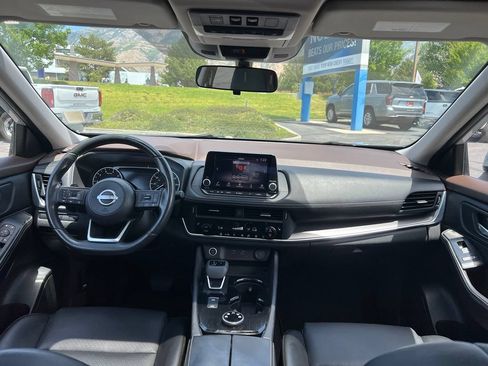 Used 2023 Nissan Rogue SV w/ SV Premium Package AWD/4WD image 23