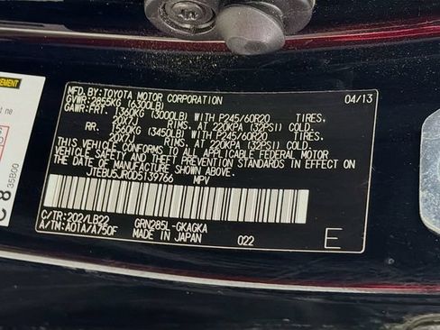 Used 2013 Toyota 4Runner Limited AWD/4WD image 35