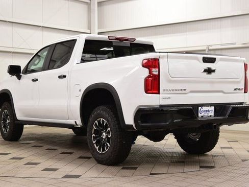 New 2026 Chevrolet Silverado 1500 ZR2 AWD/4WD image 6