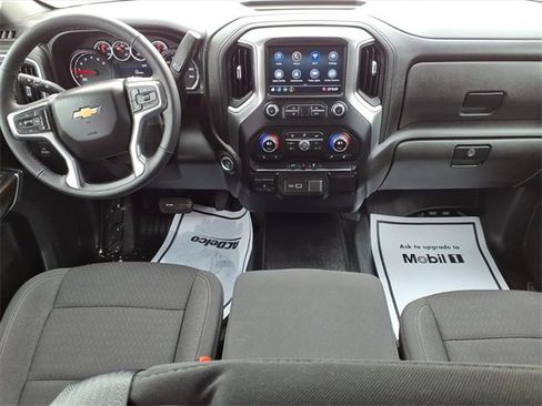 Used 2022 Chevrolet Silverado 2500 LT w/ Convenience Package image 10