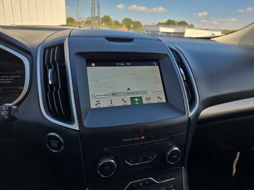 Used 2017 Ford Edge SEL w/ Equipment Group 201A AWD/4WD image 19