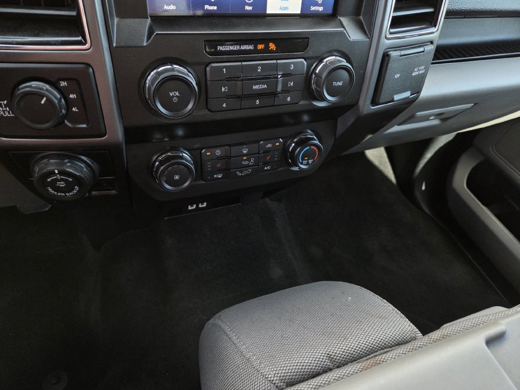 Used 2019 Ford F150 XLT w/ Equipment Group 302A Luxury AWD/4WD image 14