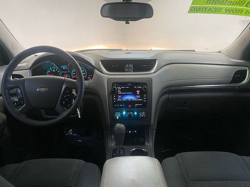 Used 2017 Chevrolet Traverse LS image 26