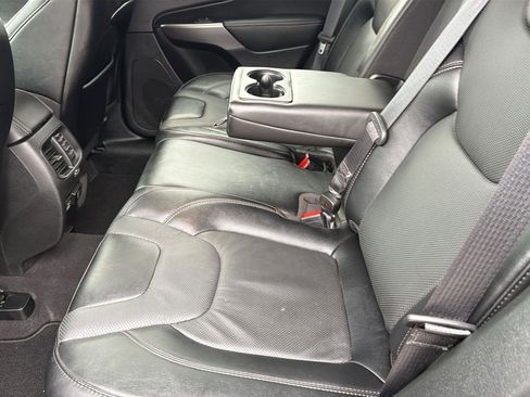 Used 2022 Jeep Cherokee Latitude Lux image 19