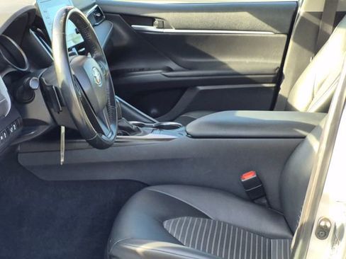 Used 2023 Toyota Camry SE image 15