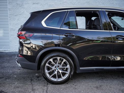 Used 2024 BMW X5 xDrive40i image 15