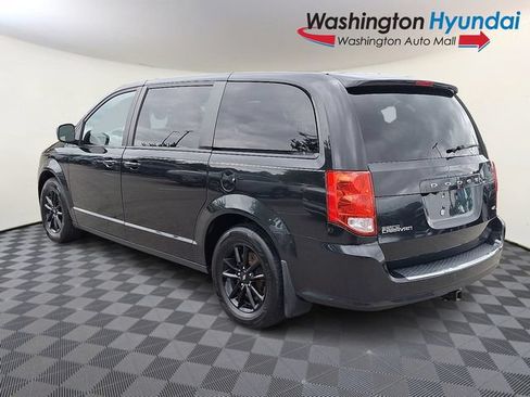 Used 2020 Dodge Grand Caravan GT FWD image 4