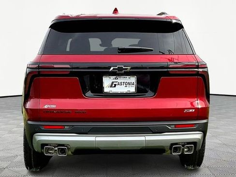 New 2026 Chevrolet Traverse Z71 w/ Enhanced Driving Package AWD/4WD image 5