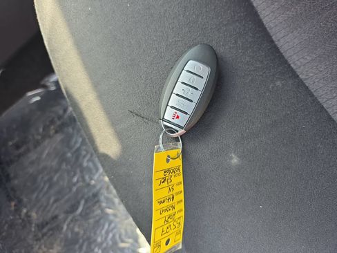 Used 2024 Nissan Altima 2.5 SV FWD image 32