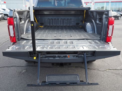 Used 2022 Ford F250 Platinum w/ FX4 Off-Road Package image 20