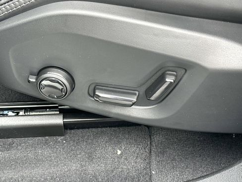 New 2026 Volvo XC60 T8 Ultra w/ Climate Package image 14