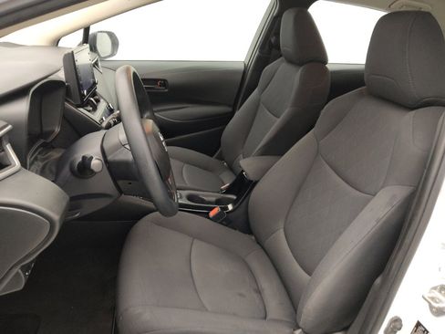 Used 2022 Toyota Corolla LE FWD image 17