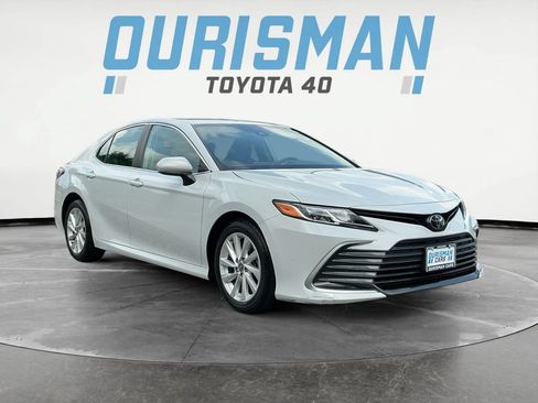 Used 2023 Toyota Camry LE FWD image 1