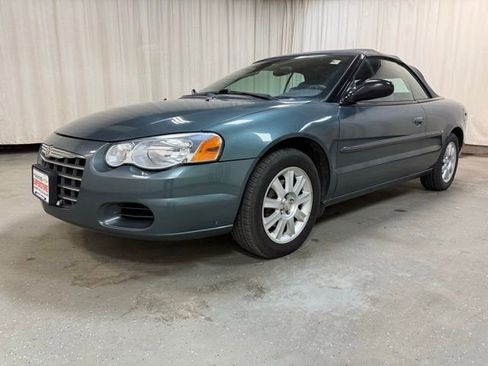 Used 2006 Chrysler Sebring GTC image 11