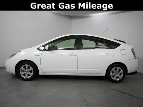 Used 2007 Toyota Prius Touring image 4