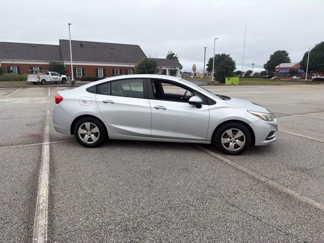 Used 2017 Chevrolet Cruze LS FWD image 6