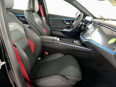 New 2026 Mercedes-Benz E 53 AMG e 4MATIC Sedan image 30