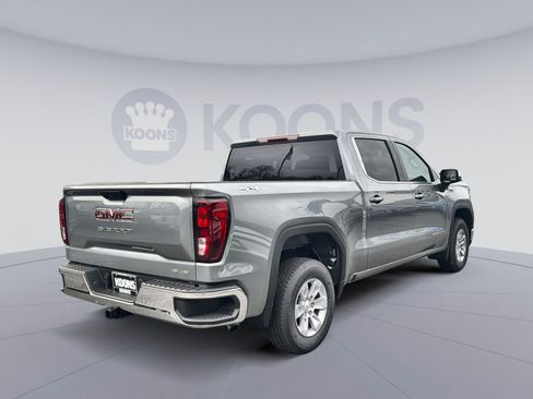 New 2026 GMC Sierra 1500 SLE image 7