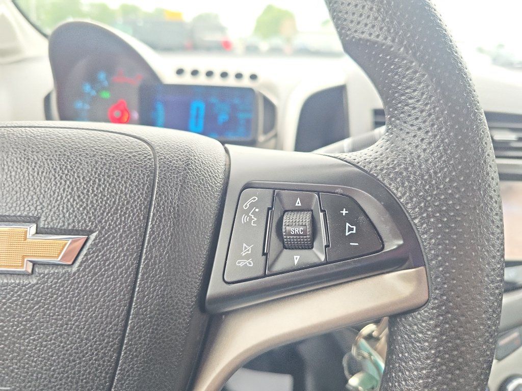 Used 2016 Chevrolet Sonic LT FWD image 24